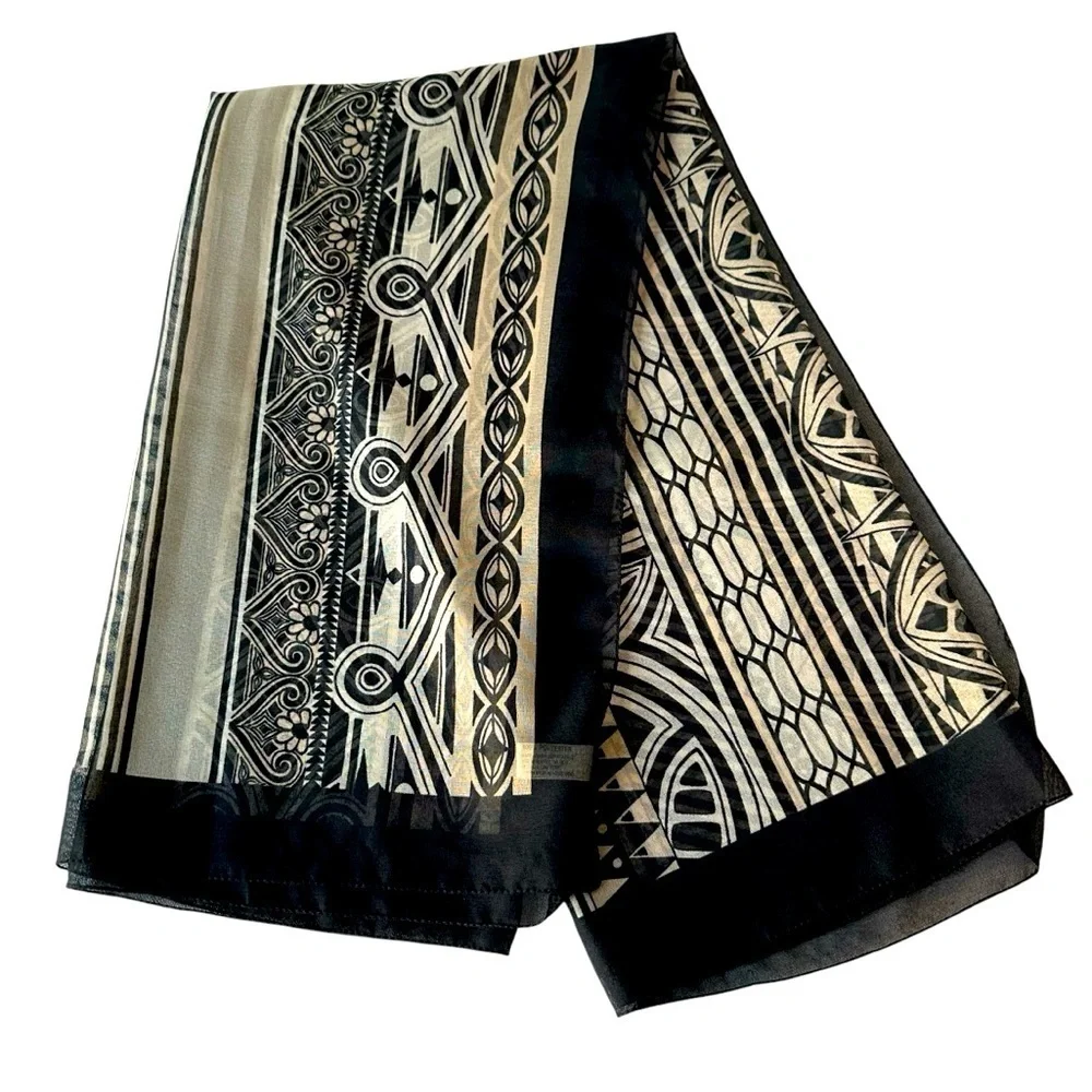 Betmar Made In Italy Chic Black and Beige Patterned Scarf